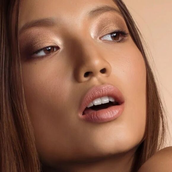 IL MAKIAGE Workaholic Eyeshadow Quad - Picture 7 of 14